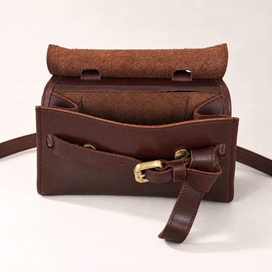 Pattina in Mahogany